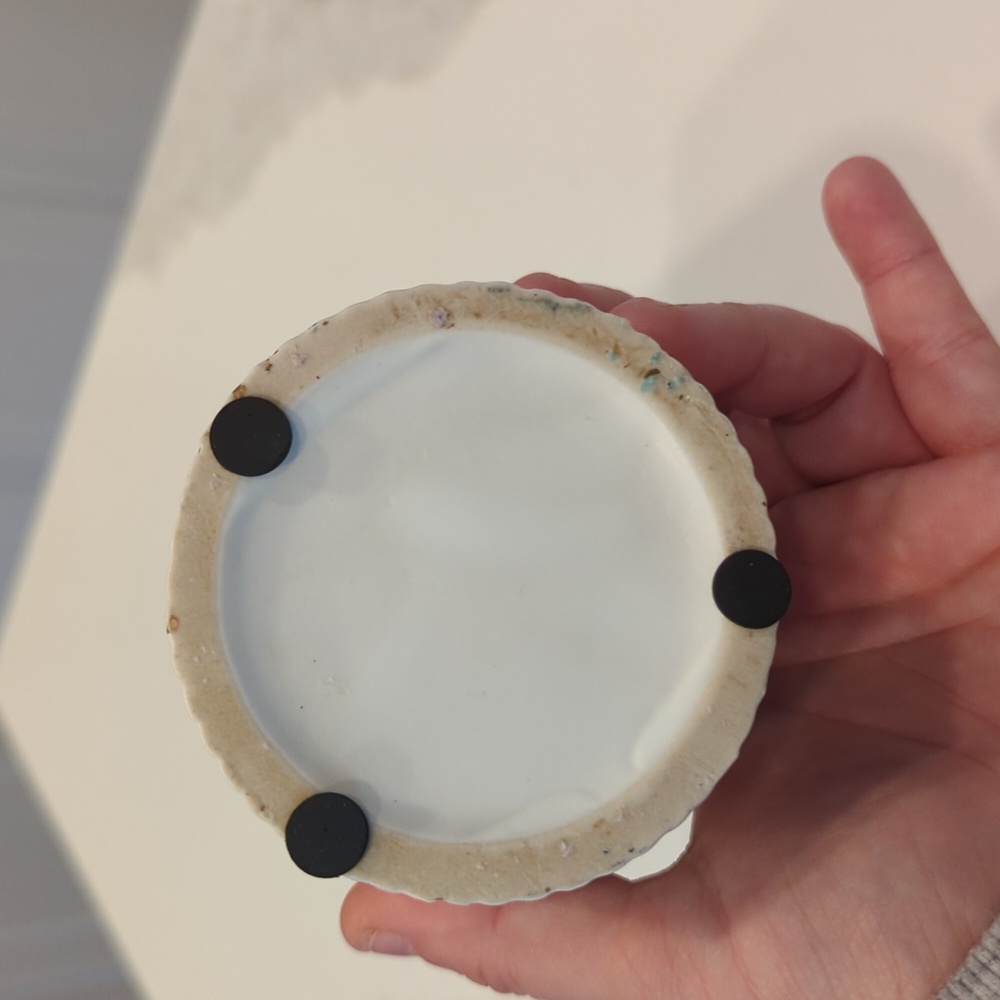 Speckled White Ceramic Vase - Picture 5 of 6